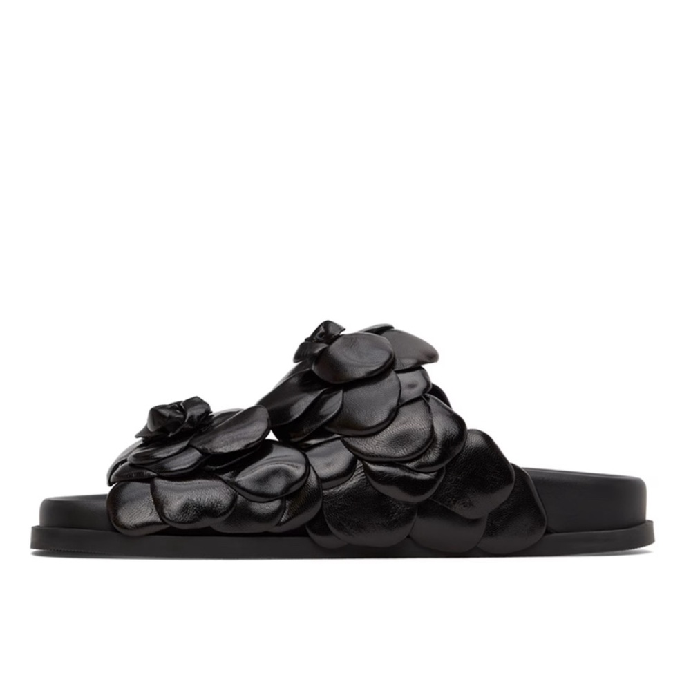 VALENTINO GARAVANI Petal Slides 38